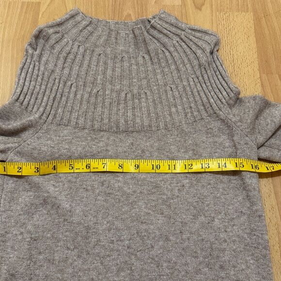 Anthropologie Sweater NWOT  - Picture 8 of 8